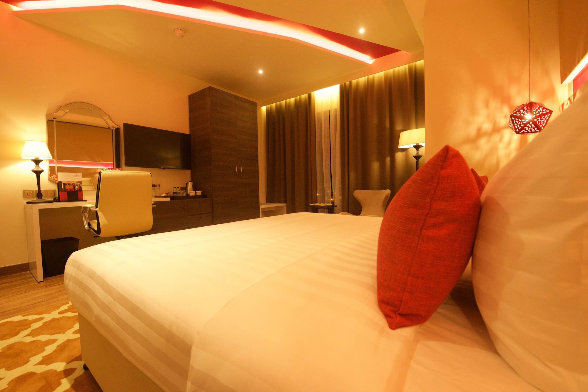 Hotel Carnelian - Airport