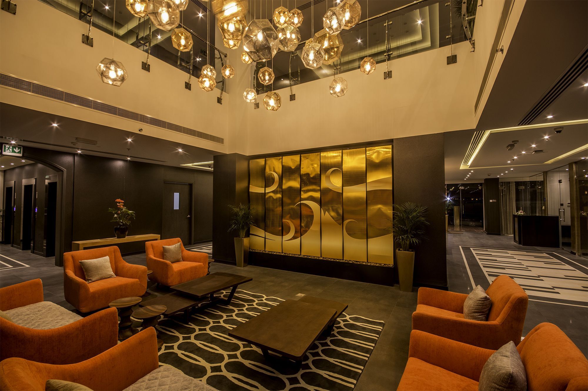 Hotel Carnelian - Airport 4*